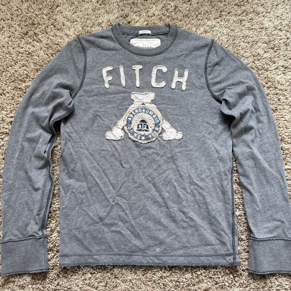 Y2K 2000s Abercrombie & Fitch Mens Gray Muscle Fit Long Sleeve Patch Shirt Small